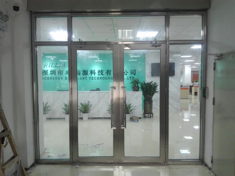 玫瑰金玻璃防火门