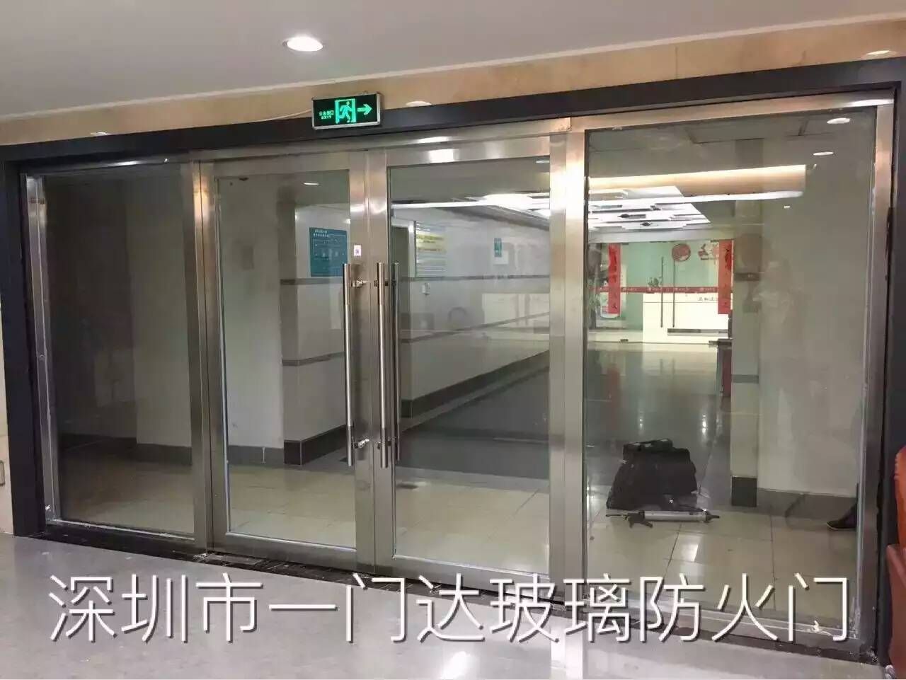 不锈钢玻璃门